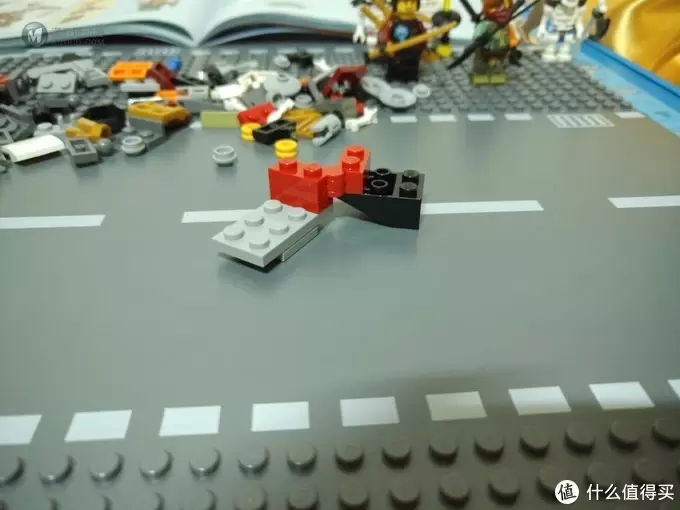 乐高手记 篇十三:写作外骨骼的机甲—LEGO 乐高 幻影忍者系列 70592 营救M.E.C. 乐高手记 篇十三:写作外骨骼的机甲—LEGO 乐高 幻影忍者系列 70592 营救M.E.C.