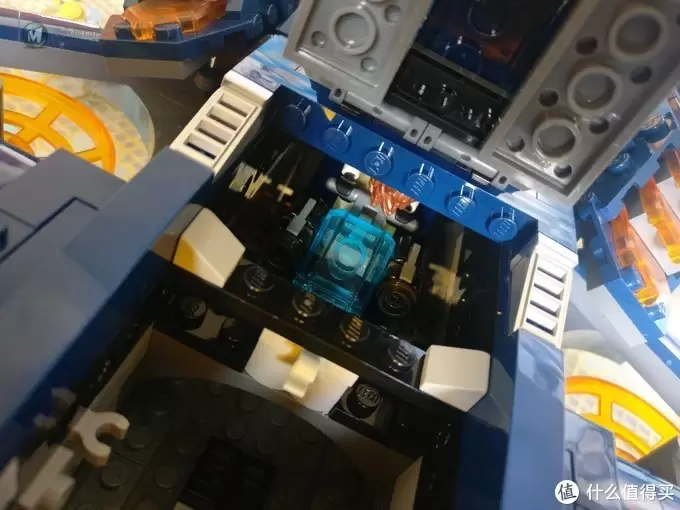 乐高76126复仇者联盟4 终极昆式战机 开箱 乐高76126复仇者联盟4 终极昆式战机 开箱