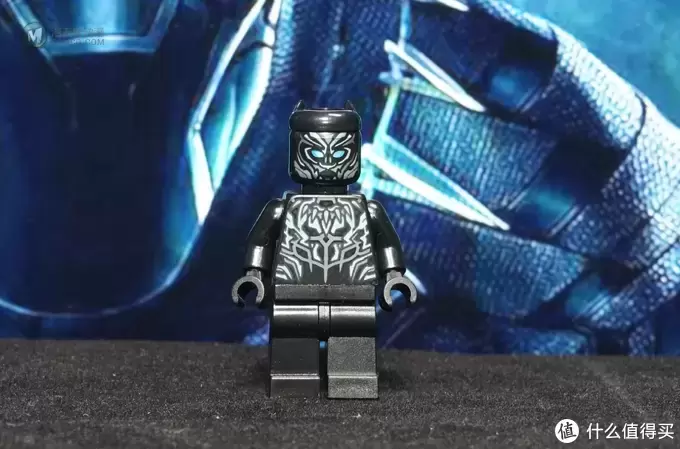 LEGO拼拼乐 篇二百三十三:一家人就是要整整齐齐:乐高版黑豹以及相关人物人仔展示 LEGO拼拼乐 篇二百三十三:一家人就是要整整齐齐:乐高版黑豹以及相关人物人仔展示