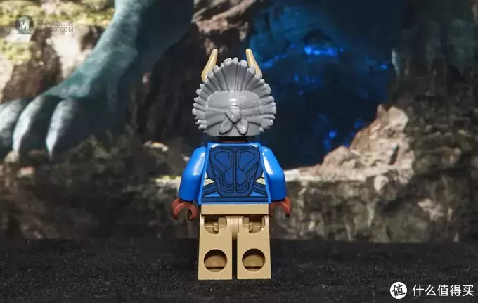 LEGO拼拼乐 篇二百三十三:一家人就是要整整齐齐:乐高版黑豹以及相关人物人仔展示 LEGO拼拼乐 篇二百三十三:一家人就是要整整齐齐:乐高版黑豹以及相关人物人仔展示