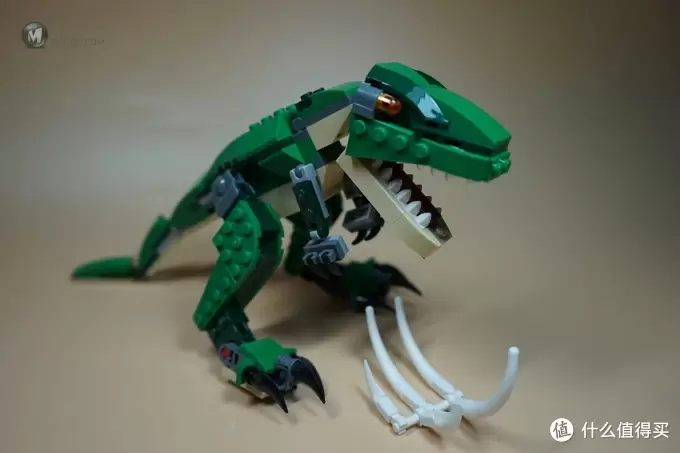 性价比巨高的三合一套装:LEGO 乐高 31058 凶猛霸王龙 性价比巨高的三合一套装:LEGO 乐高 31058 凶猛霸王龙