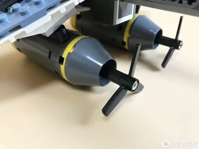 LEGO 乐高 幻影忍者系列 70609 大飞鱼轰炸机 LEGO 乐高 幻影忍者系列 70609 大飞鱼轰炸机