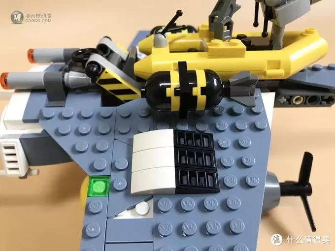 LEGO 乐高 幻影忍者系列 70609 大飞鱼轰炸机 LEGO 乐高 幻影忍者系列 70609 大飞鱼轰炸机