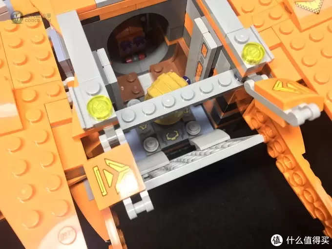 LEGO 乐高 拼拼乐 篇220:现实之石到来,超级英雄系列 76107 灭霸:终极之战 LEGO 乐高 拼拼乐 篇220:现实之石到来,超级英雄系列 76107 灭霸:终极之战