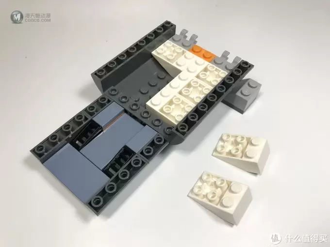 LEGO 乐高 拼拼乐 篇220:现实之石到来,超级英雄系列 76107 灭霸:终极之战 LEGO 乐高 拼拼乐 篇220:现实之石到来,超级英雄系列 76107 灭霸:终极之战