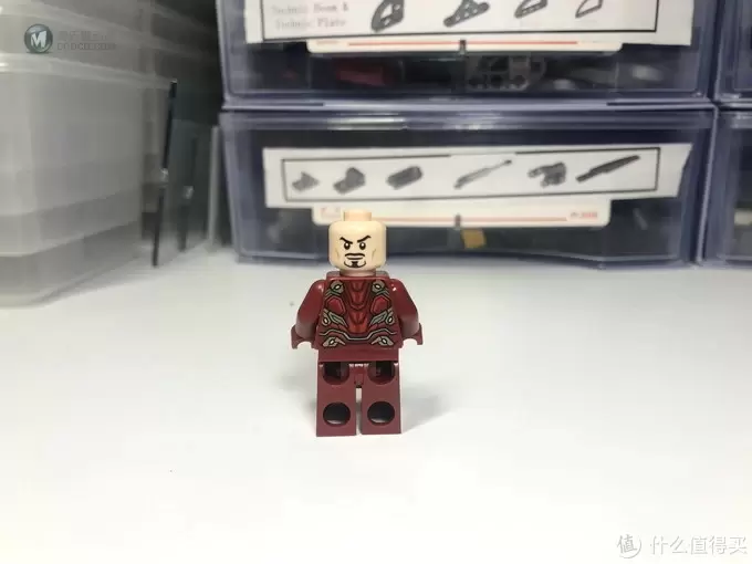 LEGO 乐高 拼拼乐 篇220:现实之石到来,超级英雄系列 76107 灭霸:终极之战 LEGO 乐高 拼拼乐 篇220:现实之石到来,超级英雄系列 76107 灭霸:终极之战
