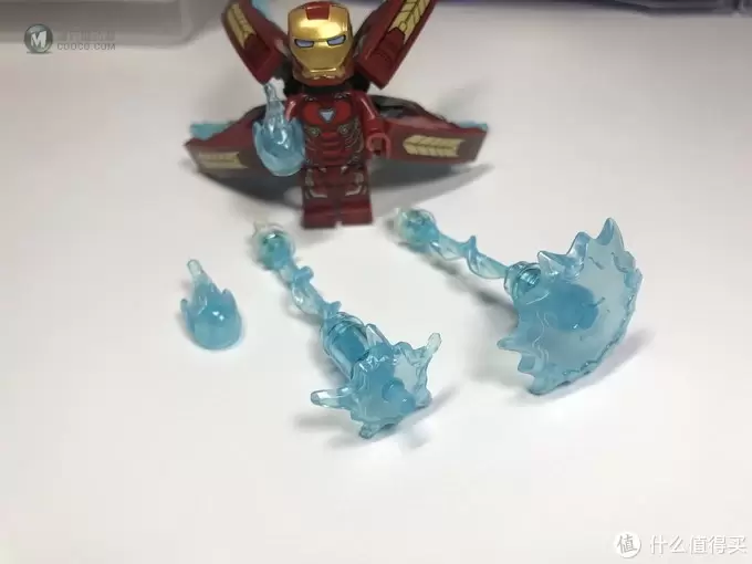 LEGO 乐高 拼拼乐 篇220:现实之石到来,超级英雄系列 76107 灭霸:终极之战 LEGO 乐高 拼拼乐 篇220:现实之石到来,超级英雄系列 76107 灭霸:终极之战