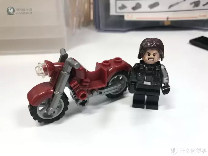 LEGO 乐高 拼拼乐 篇214:超级英雄系列之 76047 黑豹追击战 LEGO 乐高 拼拼乐 篇214:超级英雄系列之 76047 黑豹追击战