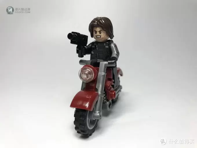 LEGO 乐高 拼拼乐 篇214:超级英雄系列之 76047 黑豹追击战 LEGO 乐高 拼拼乐 篇214:超级英雄系列之 76047 黑豹追击战