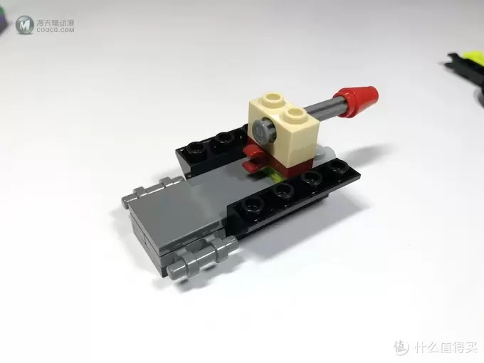 LEGO 乐高 拼拼乐 篇199:Super Heroes 超级英雄系列 76096 超人与超狗小氪的合力之战 LEGO 乐高 拼拼乐 篇199:Super Heroes 超级英雄系列 76096 超人与超狗小氪的合力之战
