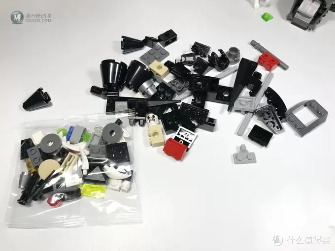 LEGO 乐高 拼拼乐 篇199:Super Heroes 超级英雄系列 76096 超人与超狗小氪的合力之战 LEGO 乐高 拼拼乐 篇199:Super Heroes 超级英雄系列 76096 超人与超狗小氪的合力之战