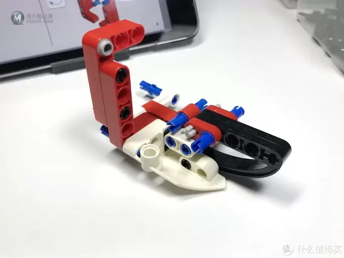 LEGO 乐高 拼拼乐 篇196:乐高还能这么拼提前享受2019年科技系列 42092 救援直升机 LEGO 乐高 拼拼乐 篇196:乐高还能这么拼提前享受2019年科技系列 42092 救援直升机