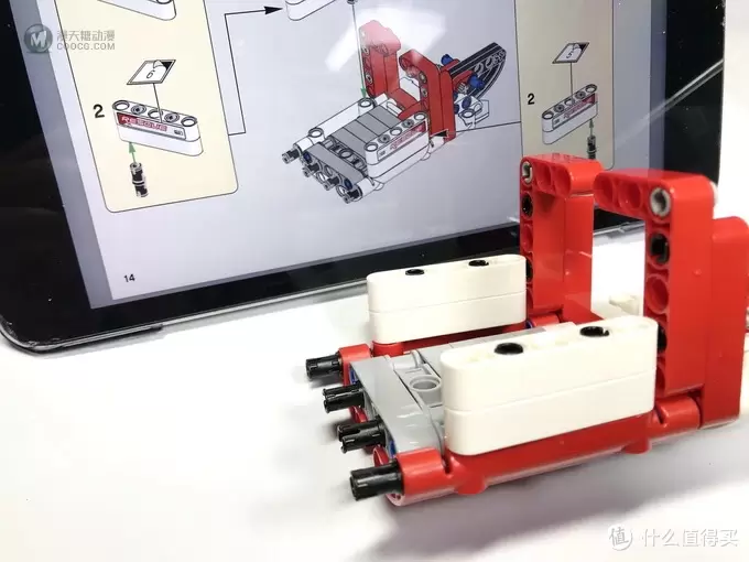 LEGO 乐高 拼拼乐 篇196:乐高还能这么拼提前享受2019年科技系列 42092 救援直升机 LEGO 乐高 拼拼乐 篇196:乐高还能这么拼提前享受2019年科技系列 42092 救援直升机