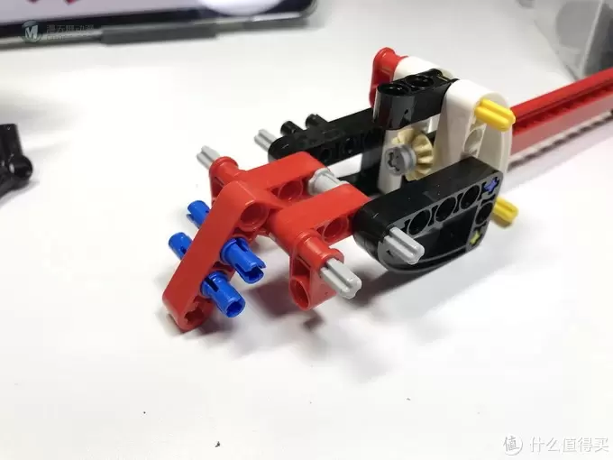 LEGO 乐高 拼拼乐 篇196:乐高还能这么拼提前享受2019年科技系列 42092 救援直升机 LEGO 乐高 拼拼乐 篇196:乐高还能这么拼提前享受2019年科技系列 42092 救援直升机