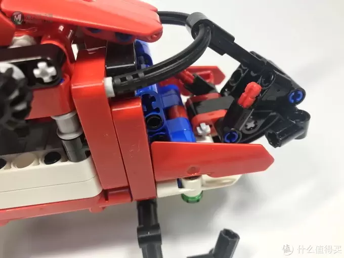 LEGO 乐高 拼拼乐 篇196:乐高还能这么拼提前享受2019年科技系列 42092 救援直升机 LEGO 乐高 拼拼乐 篇196:乐高还能这么拼提前享受2019年科技系列 42092 救援直升机