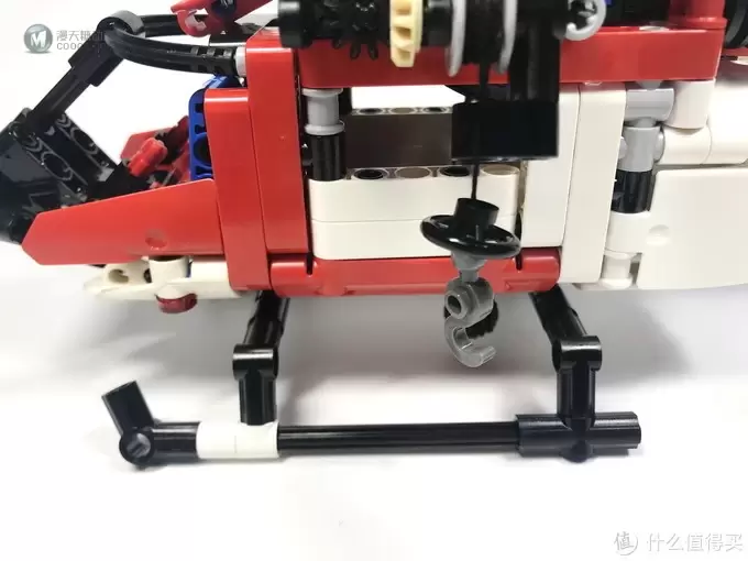 LEGO 乐高 拼拼乐 篇196:乐高还能这么拼提前享受2019年科技系列 42092 救援直升机 LEGO 乐高 拼拼乐 篇196:乐高还能这么拼提前享受2019年科技系列 42092 救援直升机