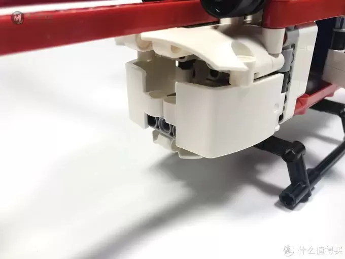 LEGO 乐高 拼拼乐 篇196:乐高还能这么拼提前享受2019年科技系列 42092 救援直升机 LEGO 乐高 拼拼乐 篇196:乐高还能这么拼提前享受2019年科技系列 42092 救援直升机