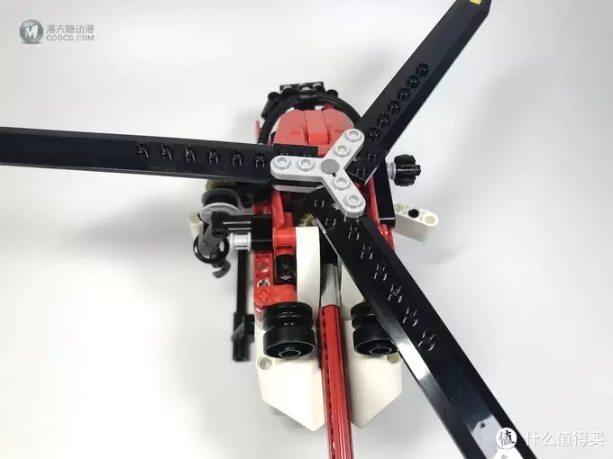 LEGO 乐高 拼拼乐 篇196:乐高还能这么拼提前享受2019年科技系列 42092 救援直升机 LEGO 乐高 拼拼乐 篇196:乐高还能这么拼提前享受2019年科技系列 42092 救援直升机
