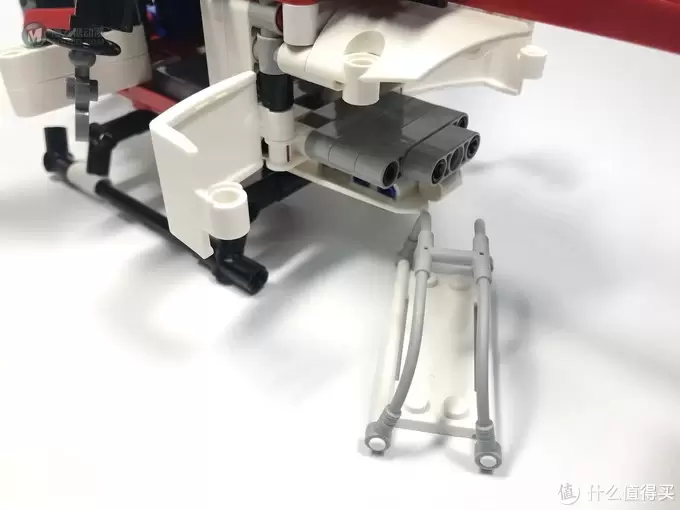 LEGO 乐高 拼拼乐 篇196:乐高还能这么拼提前享受2019年科技系列 42092 救援直升机 LEGO 乐高 拼拼乐 篇196:乐高还能这么拼提前享受2019年科技系列 42092 救援直升机