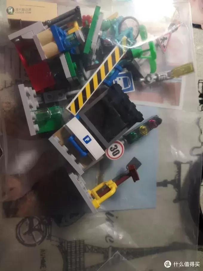 “开箱晒物”乐高40170城市扩展包(附带小情景) “开箱晒物”乐高40170城市扩展包(附带小情景)