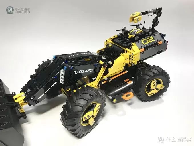 LEGO 乐高 拼拼乐 篇176:未来与现代的结合:42081 沃尔沃 ZEUX 概念式装载机 LEGO 乐高 拼拼乐 篇176:未来与现代的结合:42081 沃尔沃 ZEUX 概念式装载机