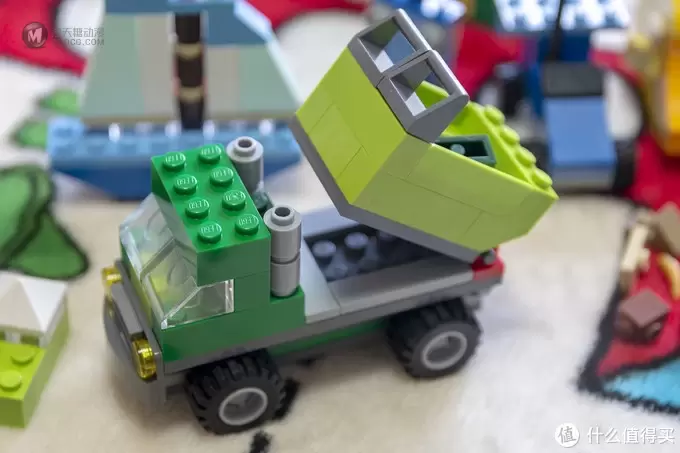 少爷的乐高系列 篇十二:LEGO 乐高 10704 创意积木盒 少爷的乐高系列 篇十二:LEGO 乐高 10704 创意积木盒
