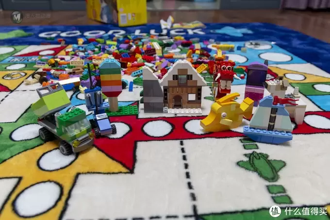 少爷的乐高系列 篇十二:LEGO 乐高 10704 创意积木盒 少爷的乐高系列 篇十二:LEGO 乐高 10704 创意积木盒