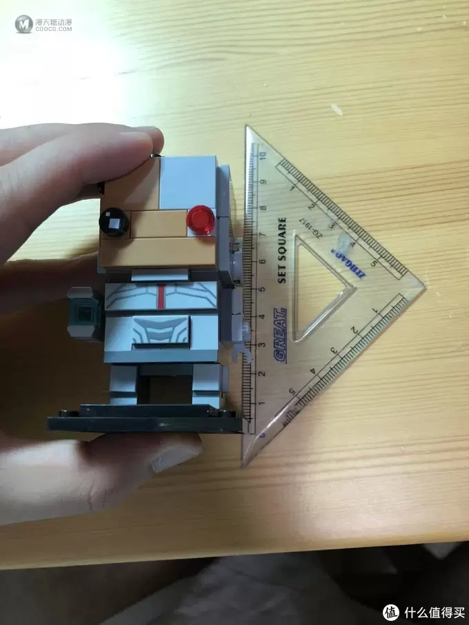 LEGO 篇二:LEGO 乐高 正义联盟之钢骨Cyborg 开箱 LEGO 篇二:LEGO 乐高 正义联盟之钢骨Cyborg 开箱