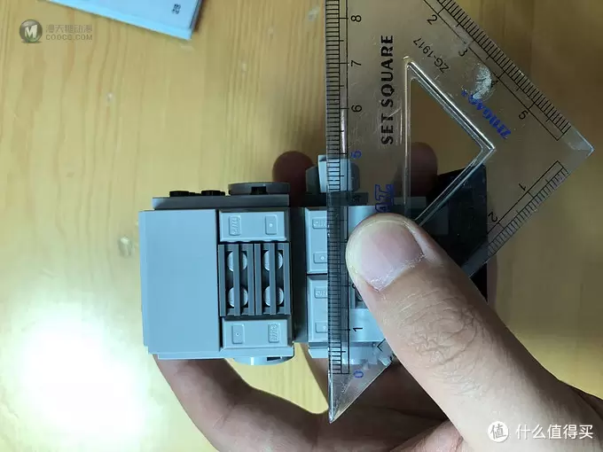 LEGO 篇二:LEGO 乐高 正义联盟之钢骨Cyborg 开箱 LEGO 篇二:LEGO 乐高 正义联盟之钢骨Cyborg 开箱
