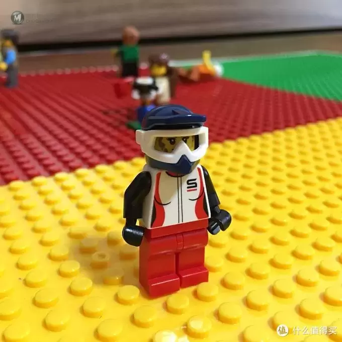 乐高LEGO 60202户外探险人仔包开箱晒物 乐高LEGO 60202户外探险人仔包开箱晒物
