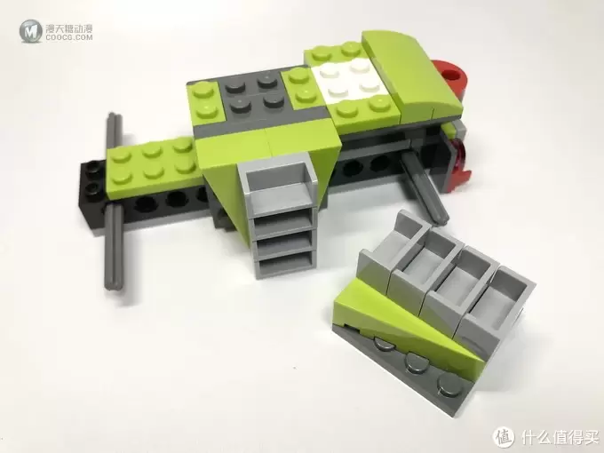 玩法多样:LEGO 乐高 城市系列 60181 林业工程车 玩法多样:LEGO 乐高 城市系列 60181 林业工程车