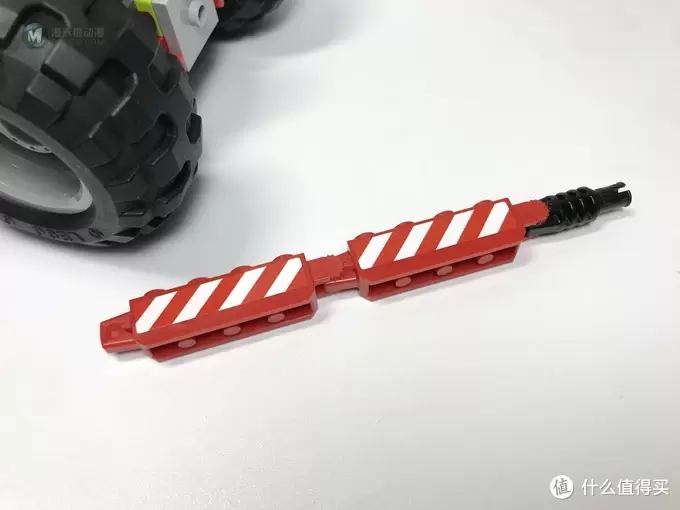 玩法多样:LEGO 乐高 城市系列 60181 林业工程车 玩法多样:LEGO 乐高 城市系列 60181 林业工程车