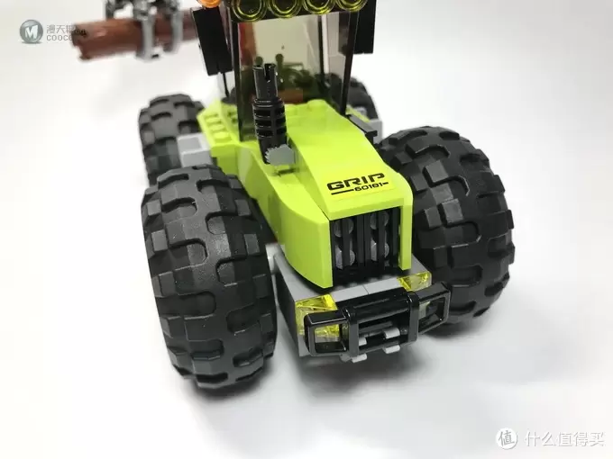 玩法多样:LEGO 乐高 城市系列 60181 林业工程车 玩法多样:LEGO 乐高 城市系列 60181 林业工程车