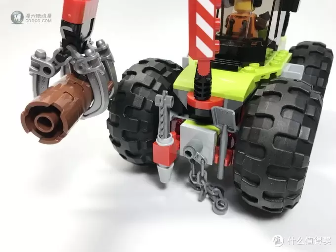 玩法多样:LEGO 乐高 城市系列 60181 林业工程车 玩法多样:LEGO 乐高 城市系列 60181 林业工程车