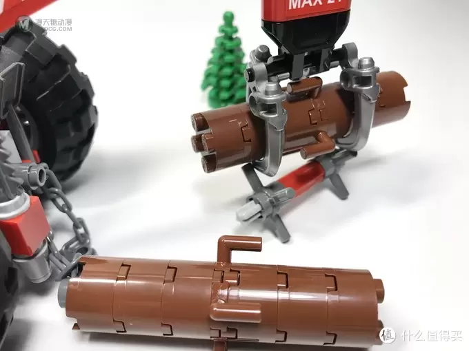 玩法多样:LEGO 乐高 城市系列 60181 林业工程车 玩法多样:LEGO 乐高 城市系列 60181 林业工程车