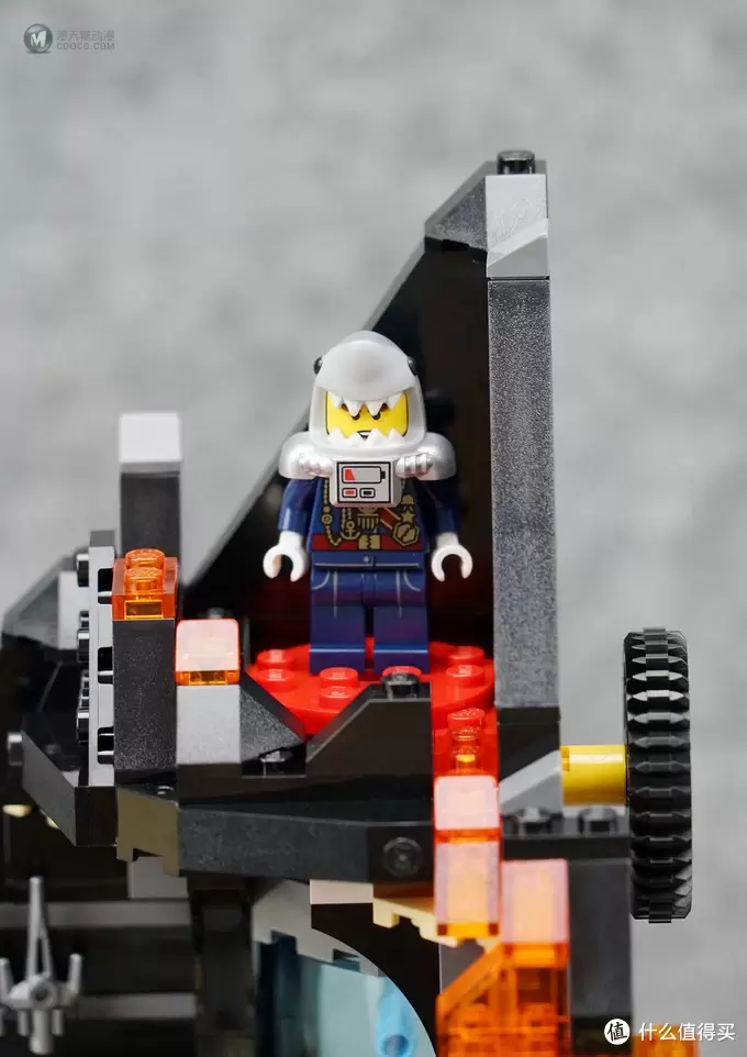 有品位的大魔王:LEGO 乐高 幻影忍者 加满都魔王的火山熔岩基地 70631评测 有品位的大魔王:LEGO 乐高 幻影忍者 加满都魔王的火山熔岩基地 70631评测