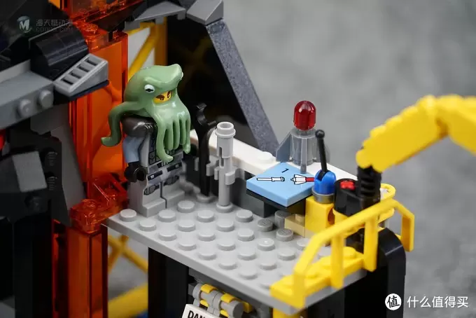 有品位的大魔王:LEGO 乐高 幻影忍者 加满都魔王的火山熔岩基地 70631评测 有品位的大魔王:LEGO 乐高 幻影忍者 加满都魔王的火山熔岩基地 70631评测