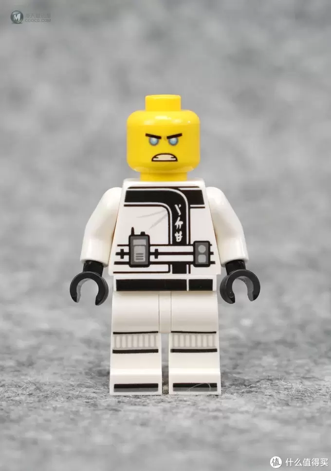 有品位的大魔王:LEGO 乐高 幻影忍者 加满都魔王的火山熔岩基地 70631评测 有品位的大魔王:LEGO 乐高 幻影忍者 加满都魔王的火山熔岩基地 70631评测