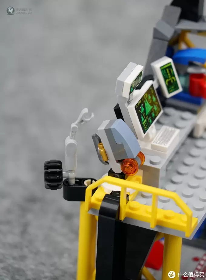 有品位的大魔王:LEGO 乐高 幻影忍者 加满都魔王的火山熔岩基地 70631评测 有品位的大魔王:LEGO 乐高 幻影忍者 加满都魔王的火山熔岩基地 70631评测