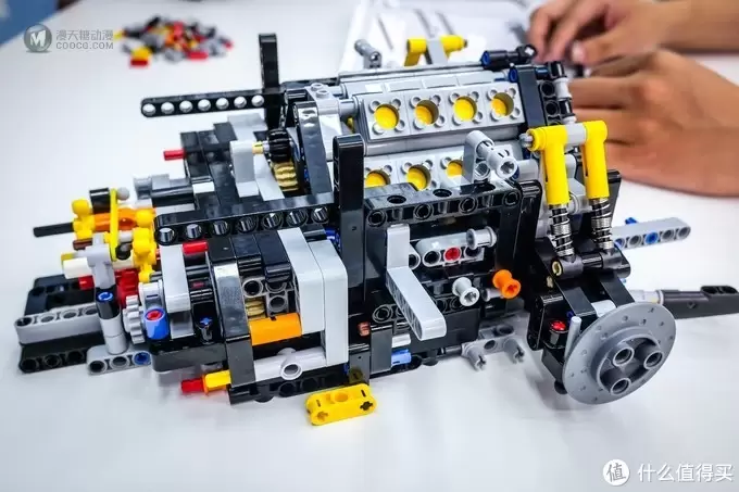 加入大妈多年,怒提布加迪一台!LEGO 乐高 42083 Technic Bugatti 布加迪 Chiron 模型开箱 加入大妈多年,怒提布加迪一台!LEGO 乐高 42083 Technic Bugatti 布加迪 Chiron 模型开箱