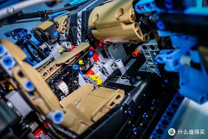 加入大妈多年,怒提布加迪一台!LEGO 乐高 42083 Technic Bugatti 布加迪 Chiron 模型开箱 加入大妈多年,怒提布加迪一台!LEGO 乐高 42083 Technic Bugatti 布加迪 Chiron 模型开箱