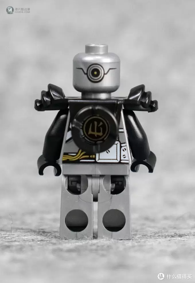 人仔就已经值回票价:LEGO乐高 70624 NINJAGO 幻影忍者系列 红蛇投石履带战车 开箱 人仔就已经值回票价:LEGO乐高 70624 NINJAGO 幻影忍者系列 红蛇投石履带战车 开箱