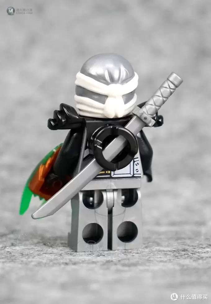 人仔就已经值回票价:LEGO乐高 70624 NINJAGO 幻影忍者系列 红蛇投石履带战车 开箱 人仔就已经值回票价:LEGO乐高 70624 NINJAGO 幻影忍者系列 红蛇投石履带战车 开箱