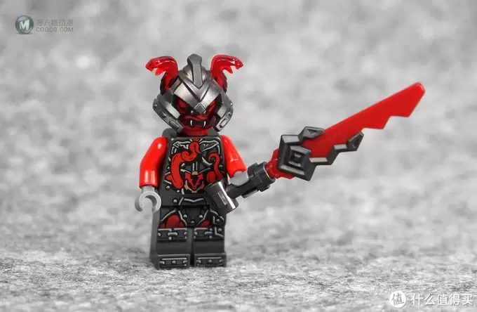 人仔就已经值回票价:LEGO乐高 70624 NINJAGO 幻影忍者系列 红蛇投石履带战车 开箱 人仔就已经值回票价:LEGO乐高 70624 NINJAGO 幻影忍者系列 红蛇投石履带战车 开箱