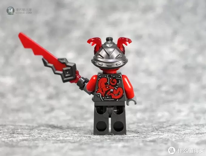 人仔就已经值回票价:LEGO乐高 70624 NINJAGO 幻影忍者系列 红蛇投石履带战车 开箱 人仔就已经值回票价:LEGO乐高 70624 NINJAGO 幻影忍者系列 红蛇投石履带战车 开箱