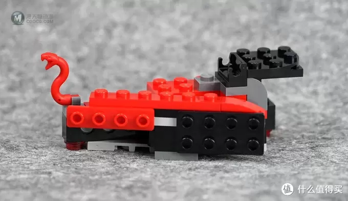 人仔就已经值回票价:LEGO乐高 70624 NINJAGO 幻影忍者系列 红蛇投石履带战车 开箱 人仔就已经值回票价:LEGO乐高 70624 NINJAGO 幻影忍者系列 红蛇投石履带战车 开箱