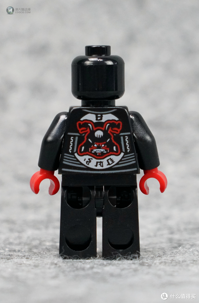 忍者版Tron: Legacy?LEGO 乐高 幻影忍者 Ninjago 巨轮摩托车追击战 70639 忍者版Tron: Legacy?LEGO 乐高 幻影忍者 Ninjago 巨轮摩托车追击战 70639