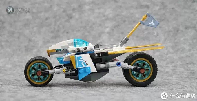 忍者版Tron: Legacy?LEGO 乐高 幻影忍者 Ninjago 巨轮摩托车追击战 70639 忍者版Tron: Legacy?LEGO 乐高 幻影忍者 Ninjago 巨轮摩托车追击战 70639