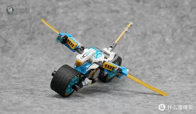 忍者版Tron: Legacy?LEGO 乐高 幻影忍者 Ninjago 巨轮摩托车追击战 70639 忍者版Tron: Legacy?LEGO 乐高 幻影忍者 Ninjago 巨轮摩托车追击战 70639