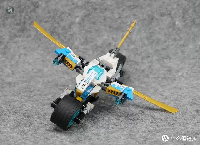 忍者版Tron: Legacy?LEGO 乐高 幻影忍者 Ninjago 巨轮摩托车追击战 70639 忍者版Tron: Legacy?LEGO 乐高 幻影忍者 Ninjago 巨轮摩托车追击战 70639